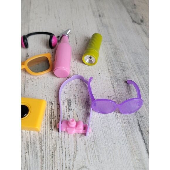 Doll accessory camera glasses headphones key variety toy set - Picture 4 of 9